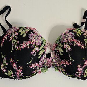 Victoria's Secret Dream Angels Wisteria Embroidery Push-Up Bra Size 36C NWT